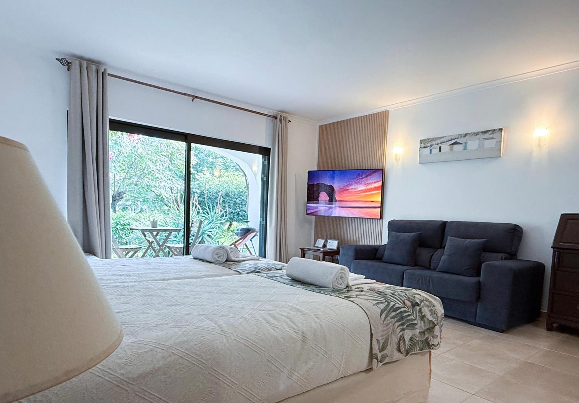 Coastal Retreat With Pool And Beach Access By Drago Rentals Albufeira Extérieur photo
